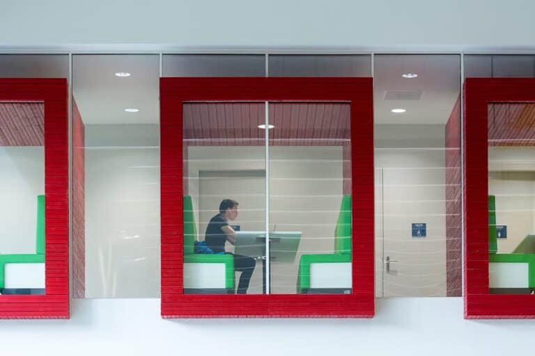 quiet office focus pods